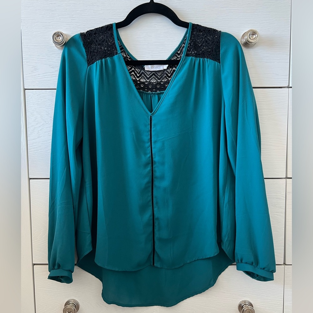 LUSH - Nordstrom - Turquoise/Blue, Long Sleeve, Lace Top - Large (L)